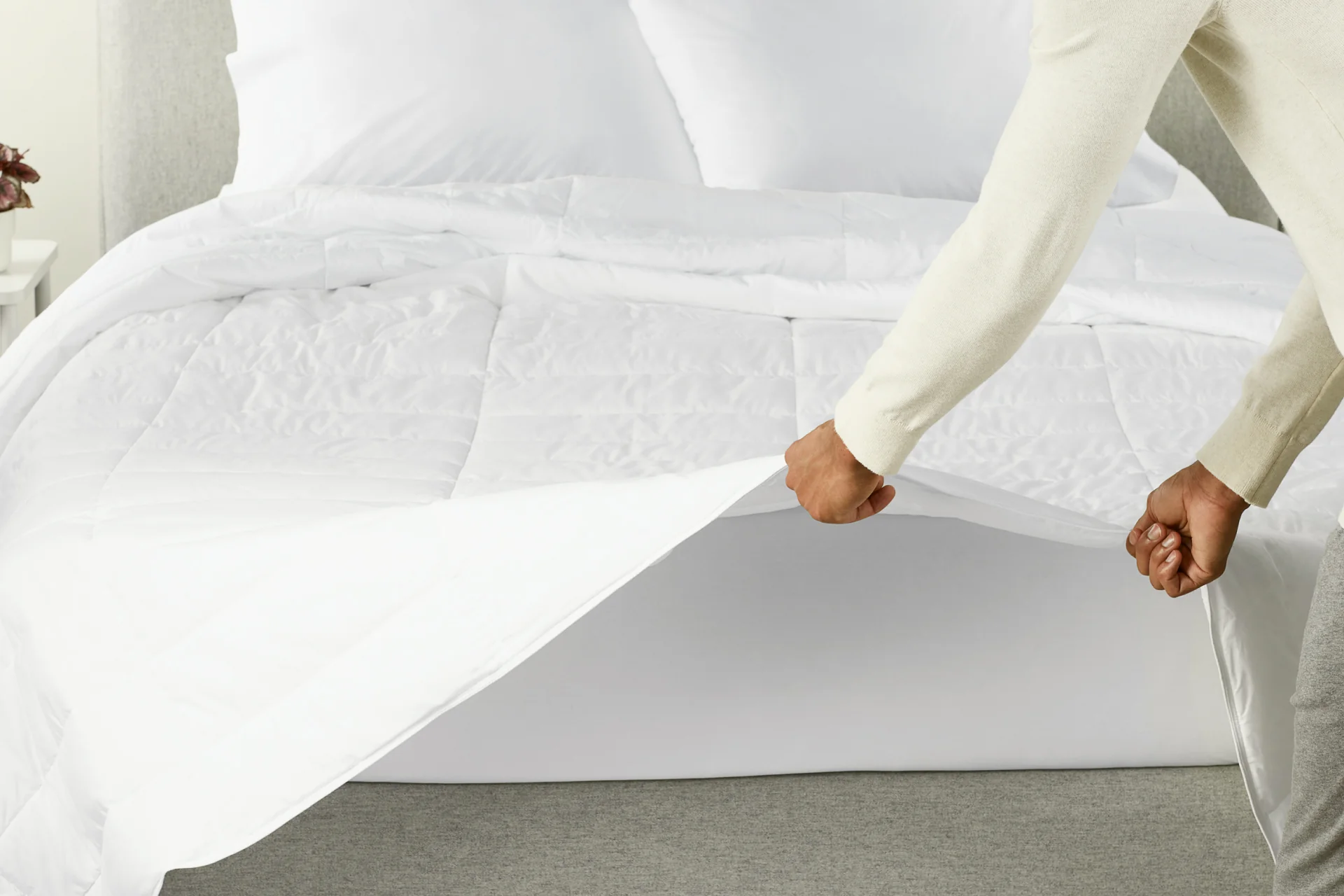 Down-Alt Duvet - Image 5
